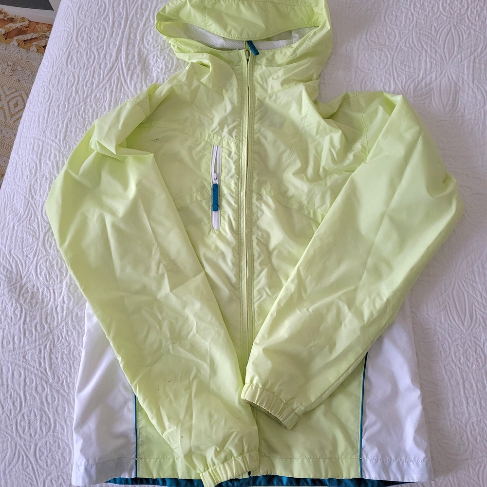 Columbia Light Yellow Green Hooded Rain Jacket